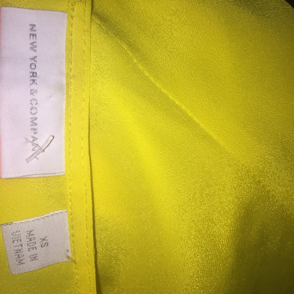 Yellow blouse - Picture 5 of 5